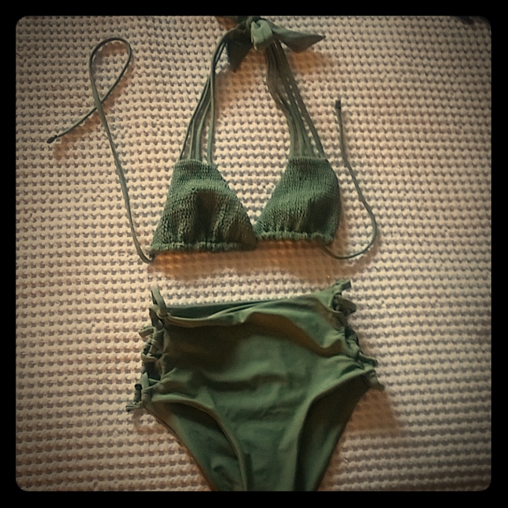 High waisted bikini like new